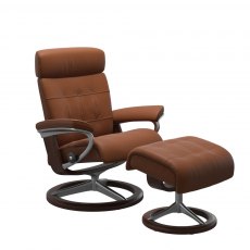 Stressless Erik Recliner Chair (Signature Base)