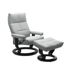 Stressless David Recliner Classic Base Chair & Footstool 3 Sizes Stressless David Recliner Classic Base Chair & Footstool 3 Sizes