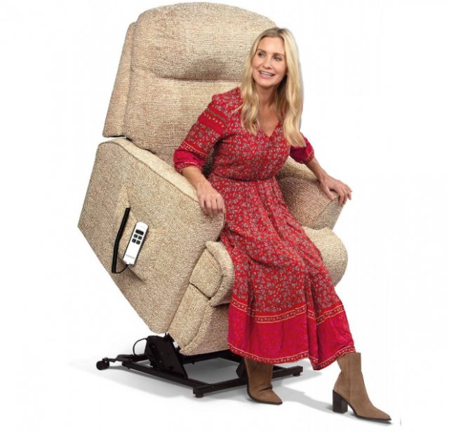 Sherborne Upholstery Sherborne Upholstery Harrow 1 Motor Rise & Recliner Chair Vat Zero Rated