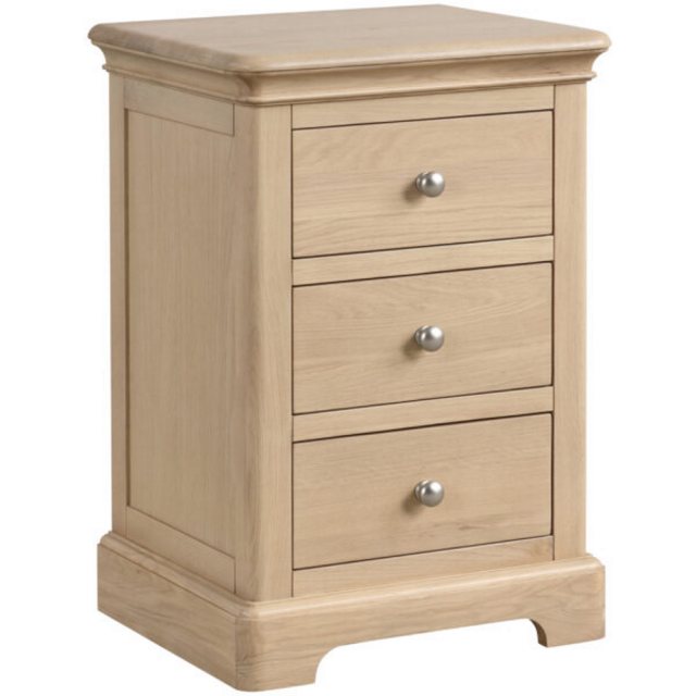 Devonshire Living Devonshire Lydford Oak 3 Drawer Bedside Chest